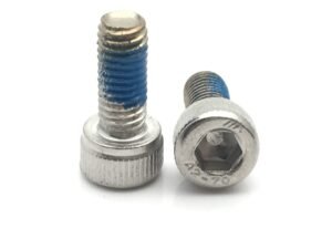 customized ss304 hex socket cap screw with nylon patch anti loose screw thread locked screws